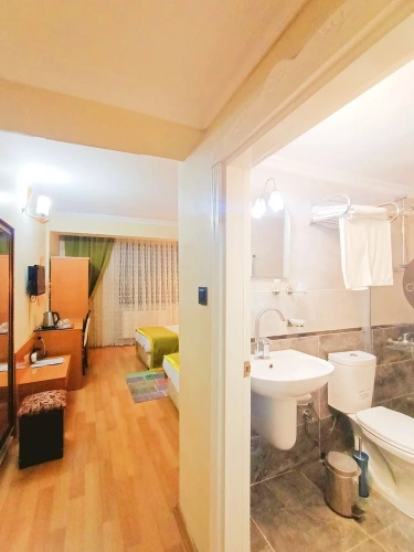 Grand room