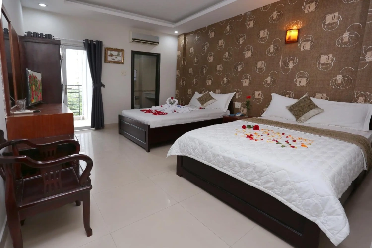 Deluxe Twin room with city view