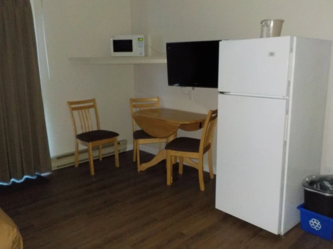 1 Bedroom Suite