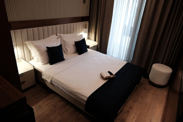Standard Double room with pool view