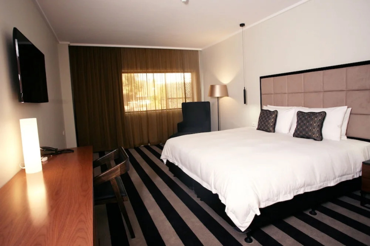 Ellen Hotel