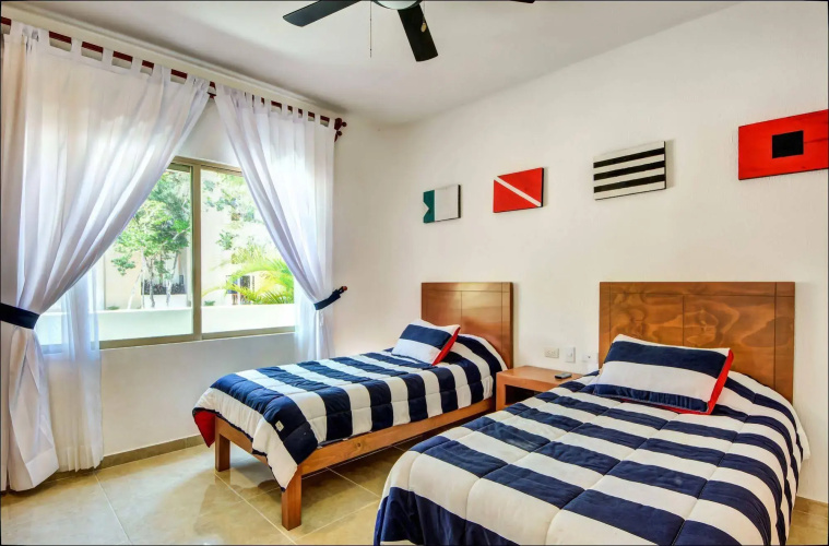 Nautica Village