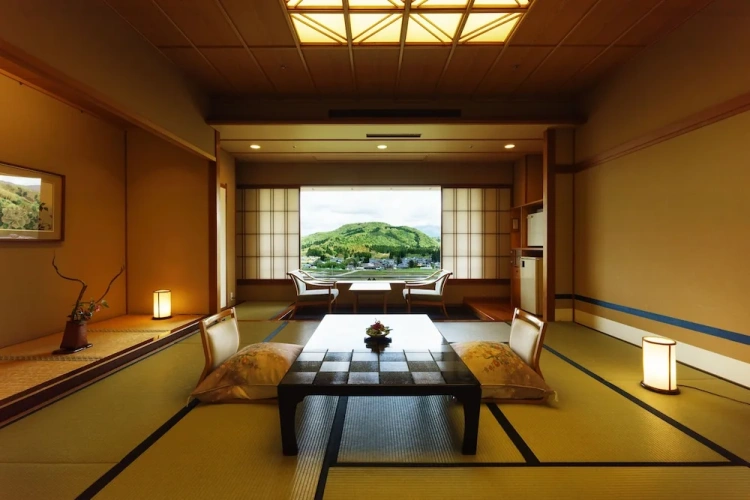 Standard Twin room with view