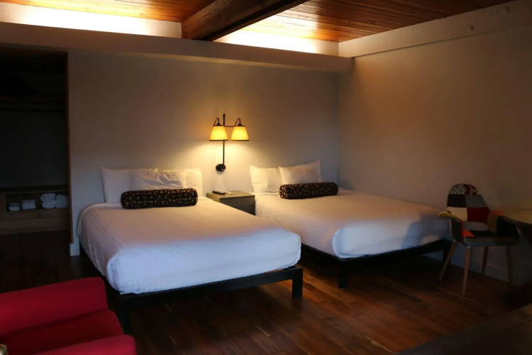 Timbers Inn