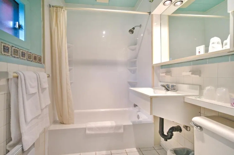 2 Bedrooms Double Apartment
