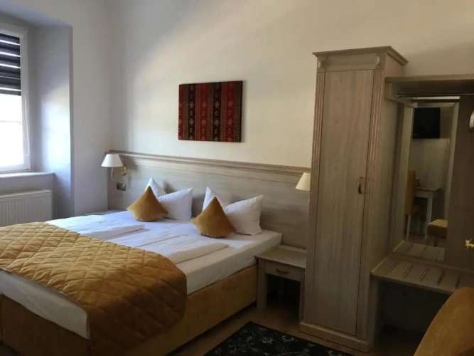 Standard Double room with river view