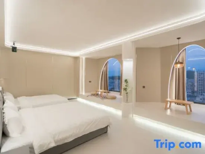 Standard Twin room with mountain view