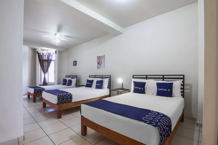 Standard Sextuple room