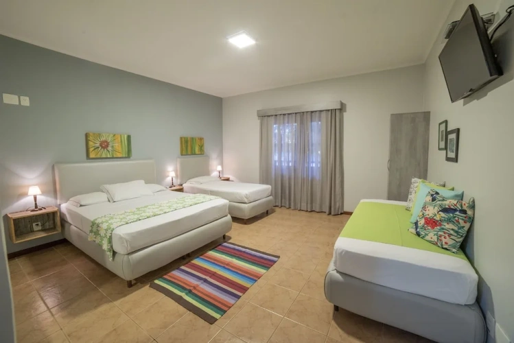 Economy Quadruple room with balcony