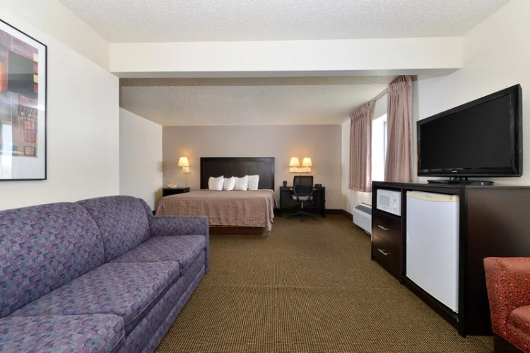 Americas Best Value Inn & Suites