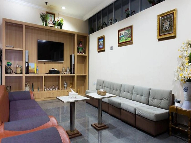 Royal Star Hotel