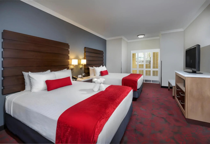 Desert Palms Hotel & Suites