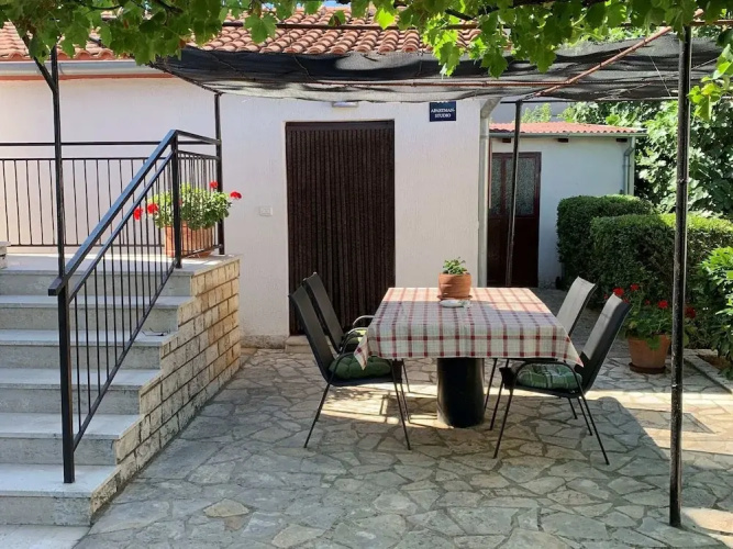 Apartment With one Room Near City Centre