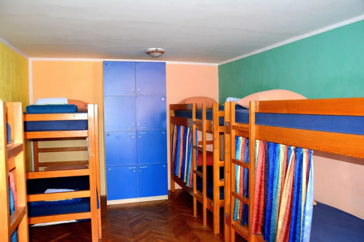 Montenegro Backpackers Home Budva