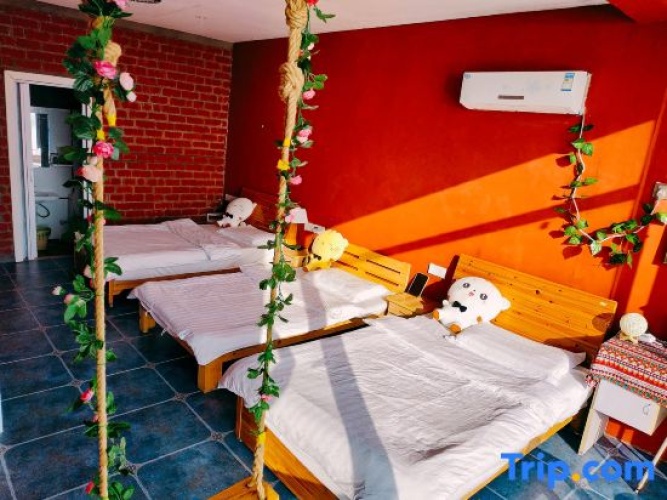 Standard Triple room with sea view