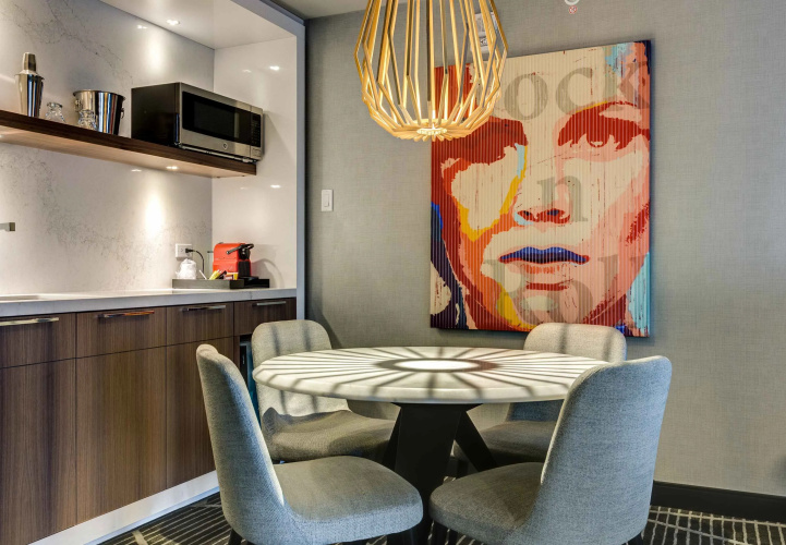 Renaissance Montreal Downtown Hotel photo 27