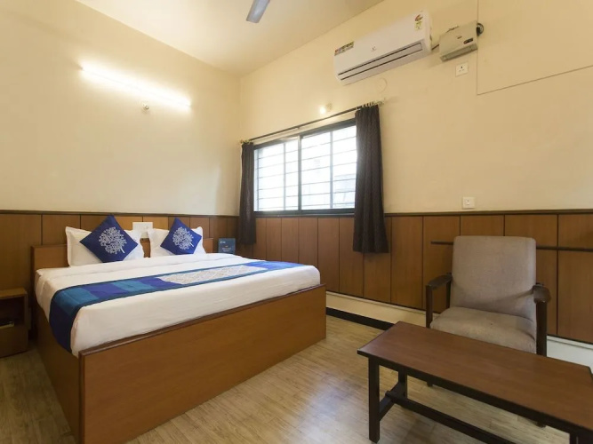 OYO 9831 Hotel Pathik