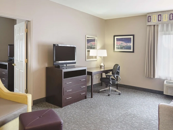 Deluxe Double Suite