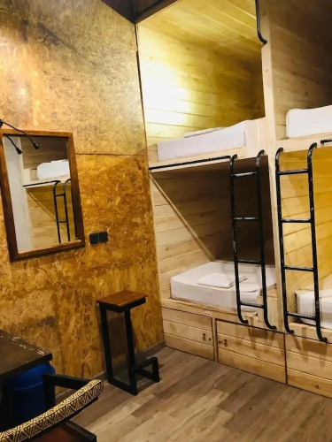 Tuk Tuk Hostel