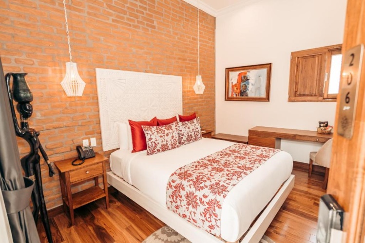 Deluxe Single room