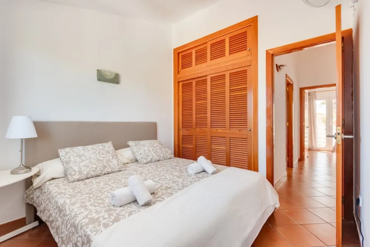 Villa Blanc, 3