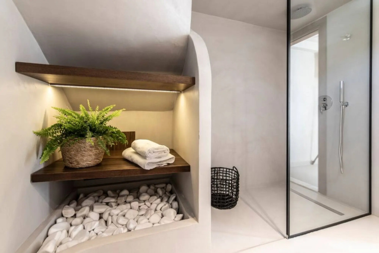Beachfront Suite