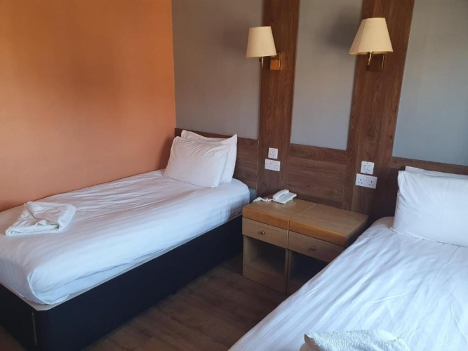 Standard Twin room