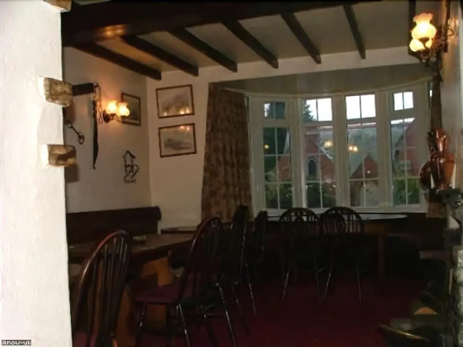 Old Black Bull Inn