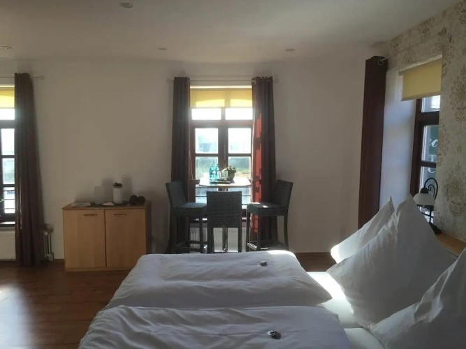 Standard Double room with city view