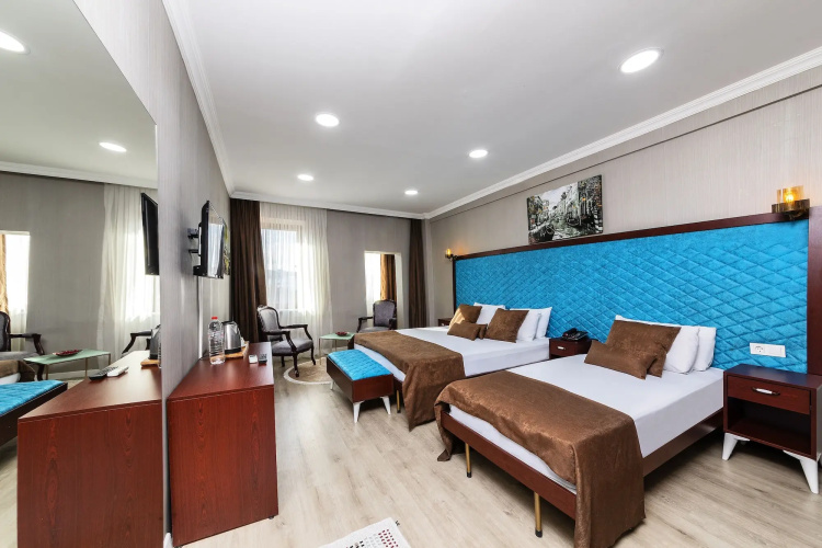 Dove Hotel