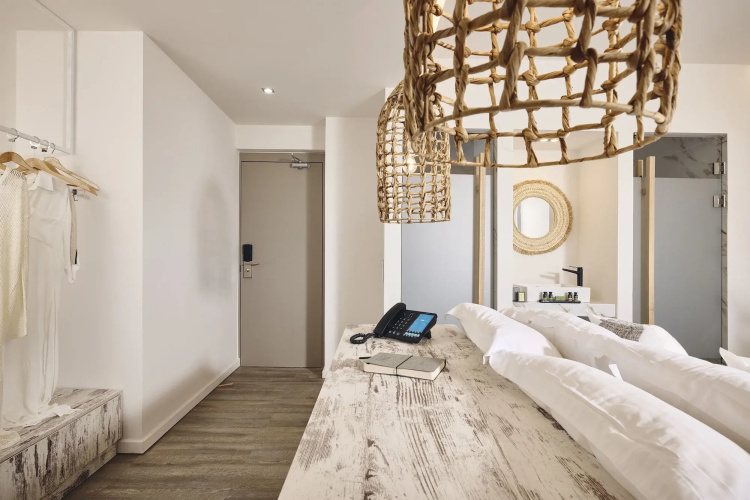 Kythnos Bay Hotel