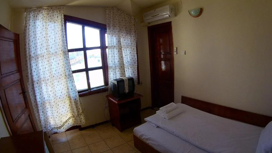 Hotel Alex