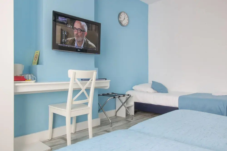 Hotel Mimosa