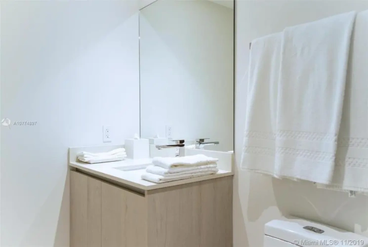 1 Bedroom Penthouse Suite with city view