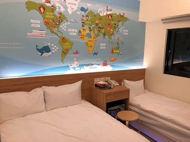 Standard Triple room