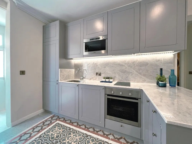 Self Check-in 1BR Refurbished Apartment