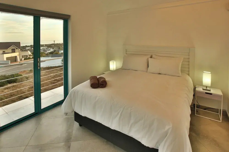 The Spry House, Langebaan, 8 Sleeper