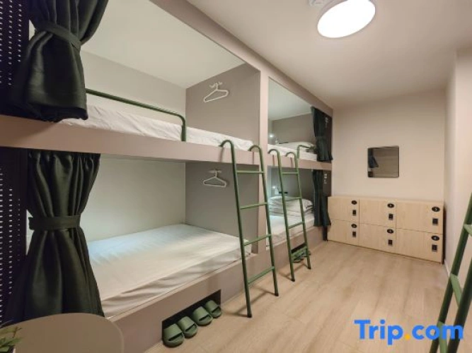Bed in Dorm (male dorm)