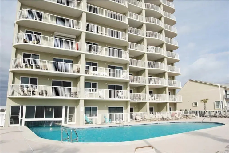 Tradewinds 801 by RedAwning