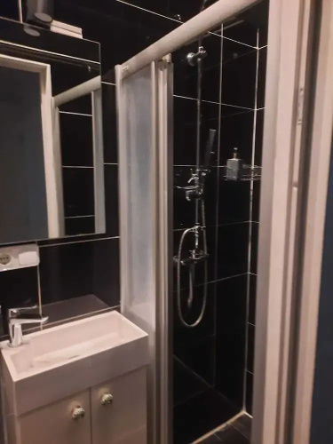 Charming 1BR Apartment In Top Location