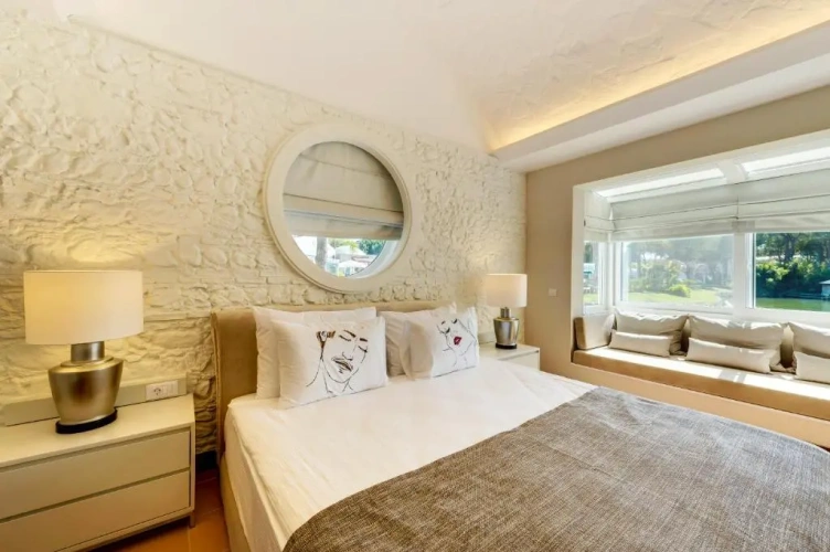 Superior Bungalow