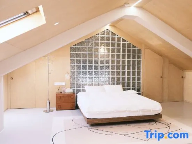 Standard room with river view