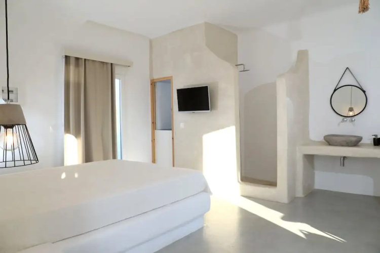 Irida Vacation Suites
