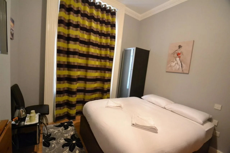 Hyde Park Suites