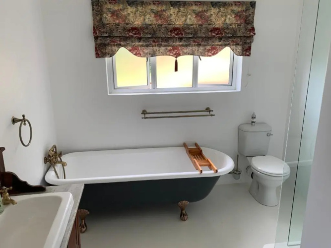 Jelani Guest House