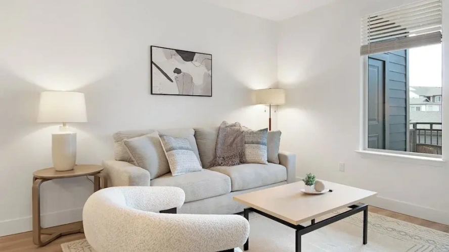 1 Bedroom Apartment