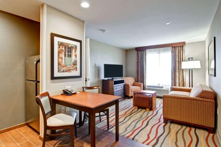 1 Bedroom Quadruple Suite