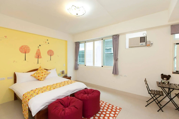 No. Six Homestay