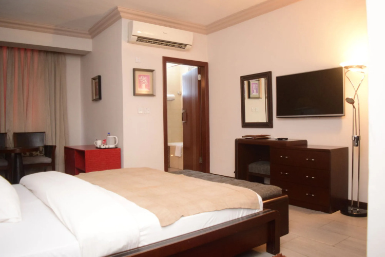 The Blowfish Hotel