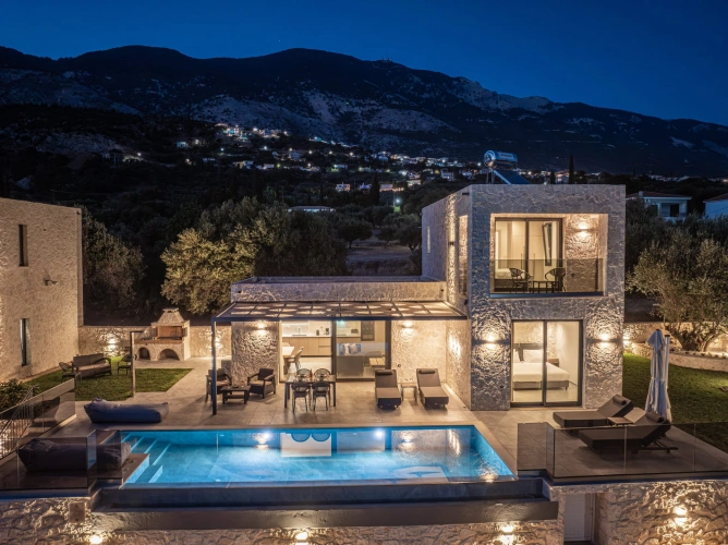 Luxury Villa with sunset view